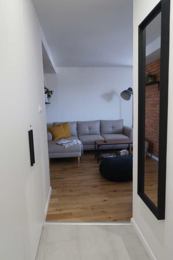 Hniezdo V Raji 1 - Luxurious Apartment 3 Min Walk To City Center Spišská Nová Ves Esterno foto