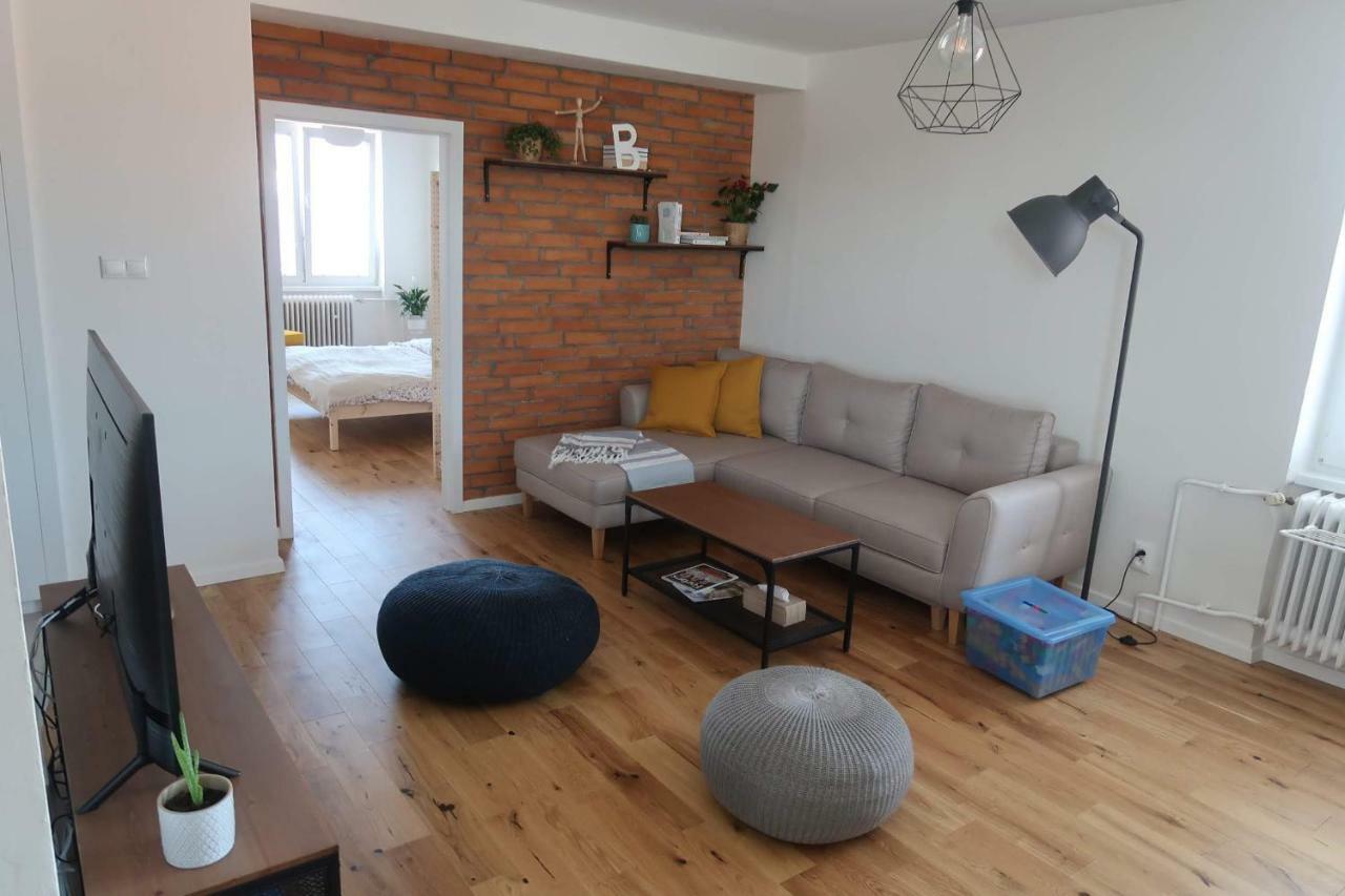 Hniezdo V Raji 1 - Luxurious Apartment 3 Min Walk To City Center Spišská Nová Ves Esterno foto